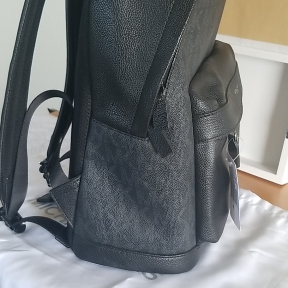 Michael kors backpack- black Brand New - Picture 4 of 7